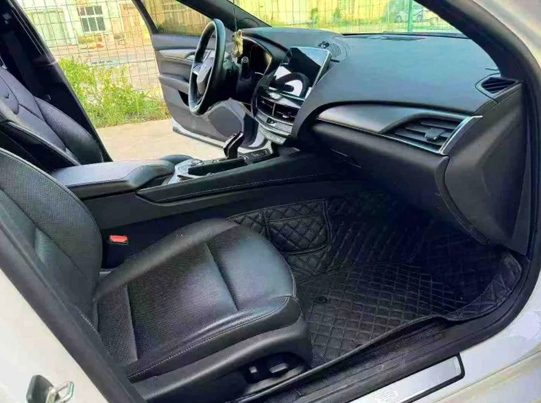 凯迪拉克CT5 后面外观二