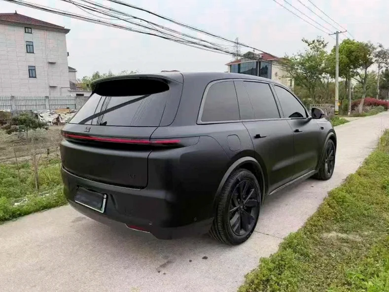 理想L8 内饰后排