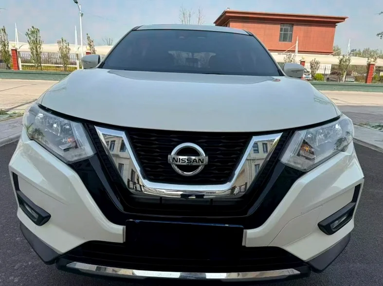 潍坊2023年日产奇骏质押车 正面外观一