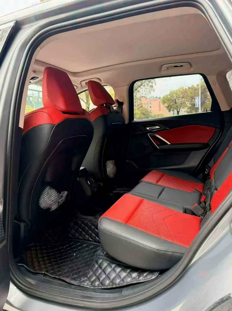 X1宝马 后面外观二