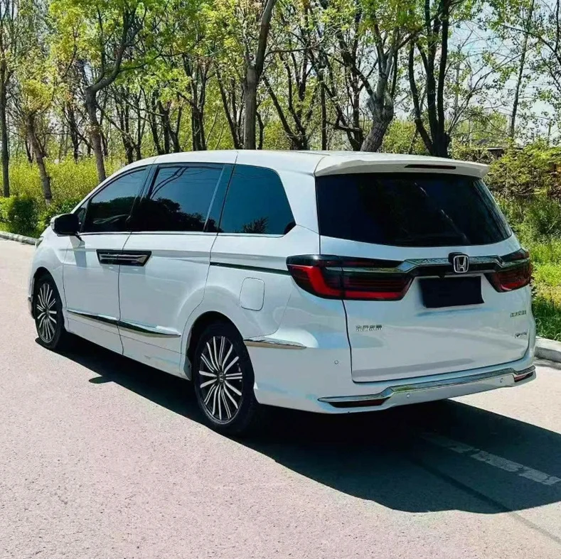 本田艾力绅 驾驶室