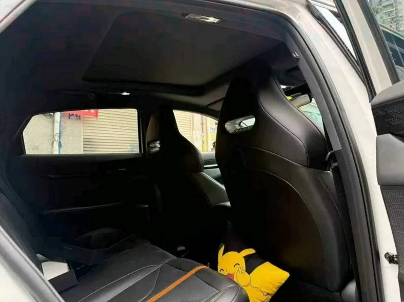 长安汽车UNI 内饰后排