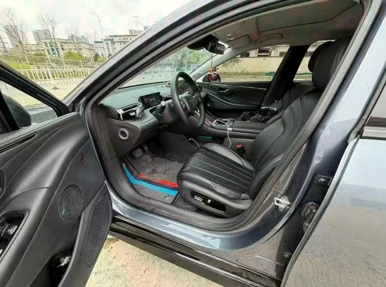 传祺埃安RT 后面外观三