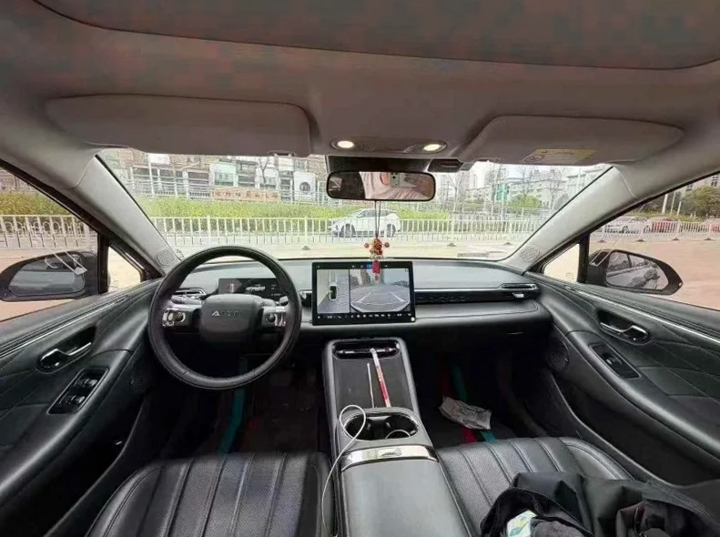 传祺埃安RT 后面外观二