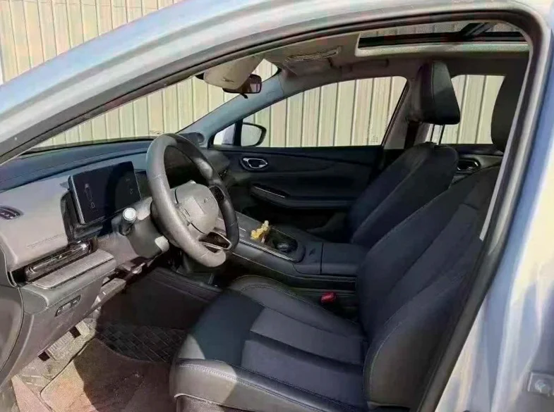 传祺埃安S 后面外观三