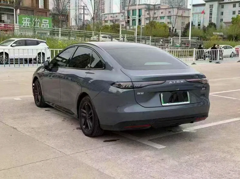 传祺埃安RT 内饰后排