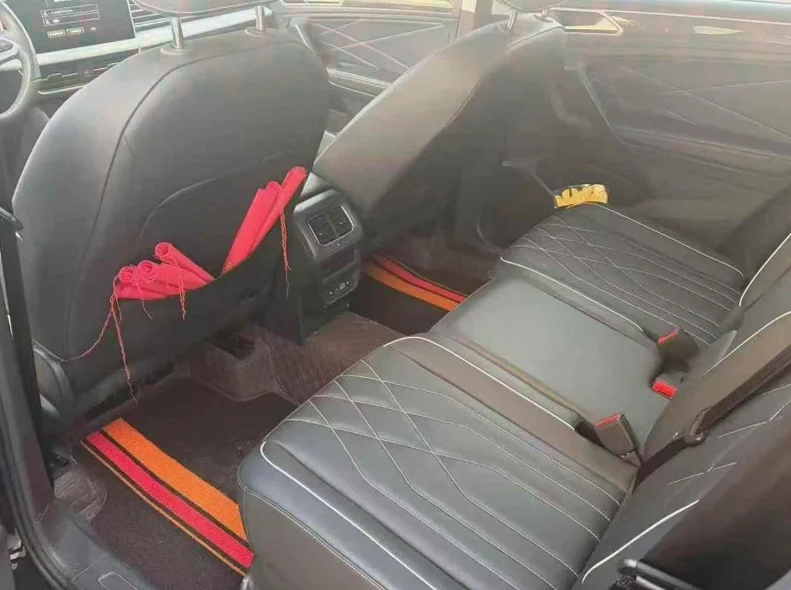 大众途观 后面外观二