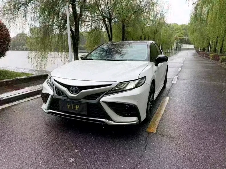 丰田凯美瑞 正面外观三