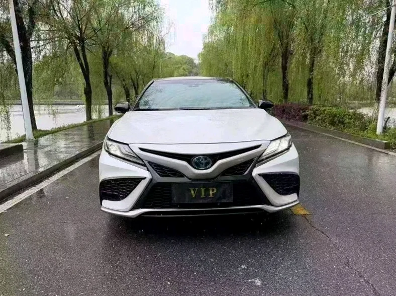 24年丰田凯美瑞油电混合