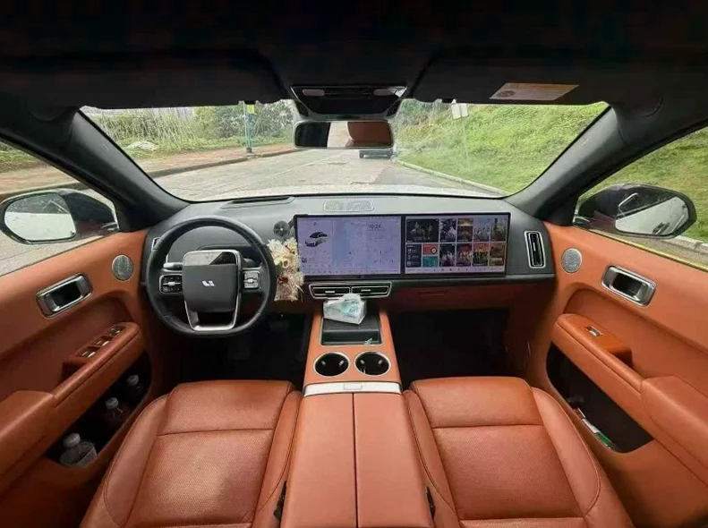 理想L7 后面外观二