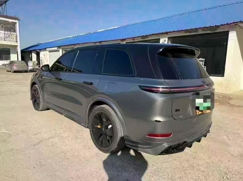 理想L9 后面外观一