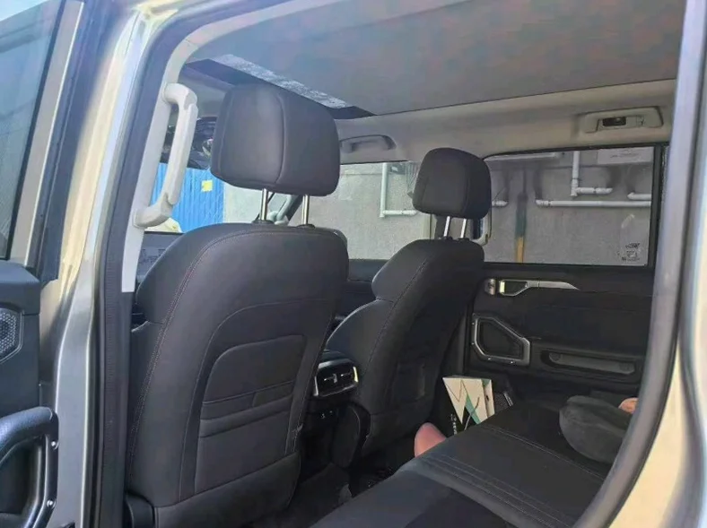 奇瑞捷途 内饰后排