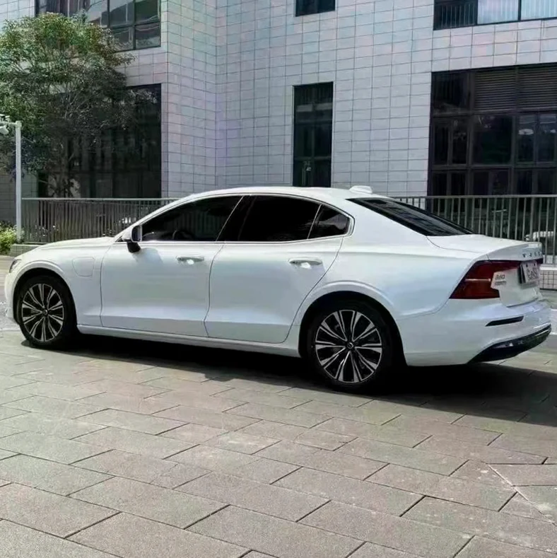 沃尔沃S60L 内饰后排