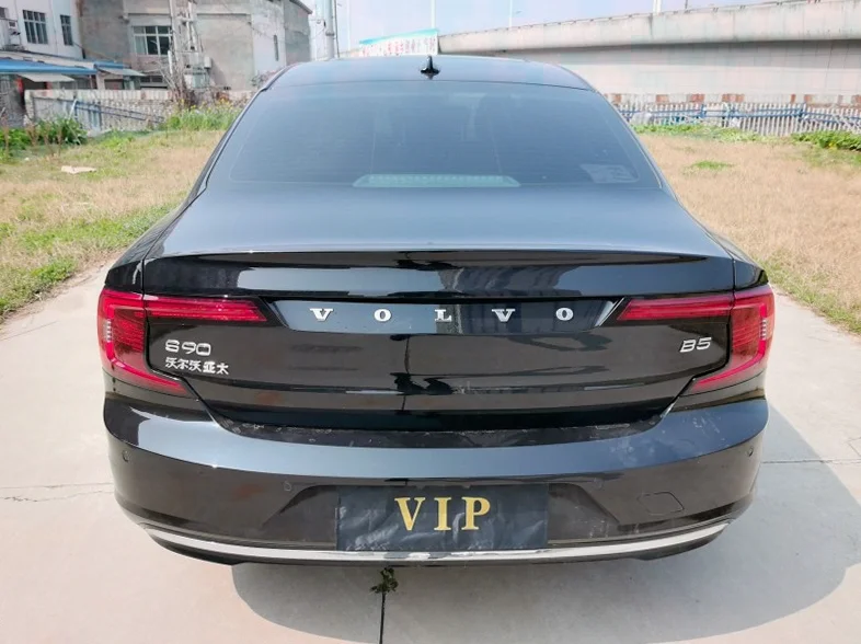 沃尔沃S90 驾驶室