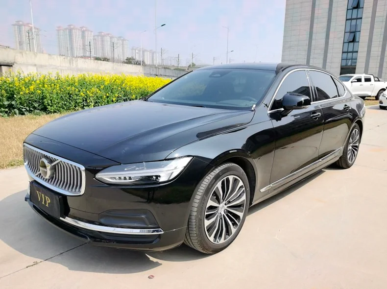 沃尔沃S90 正面外观三