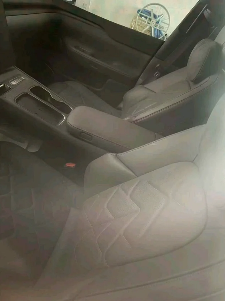 蔚来ET7 正面外观三