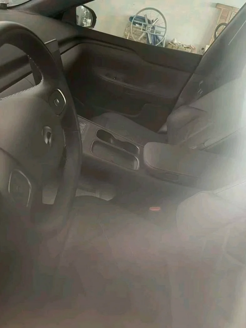 蔚来ET7 正面外观二