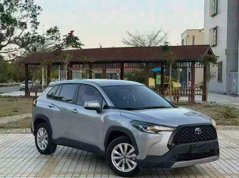 丰田卡罗拉 正面外观二