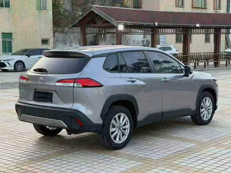 丰田卡罗拉 驾驶室