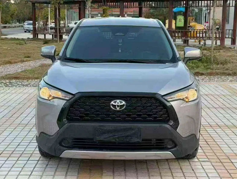 25年丰田卡罗拉锐放2.0L自动高配