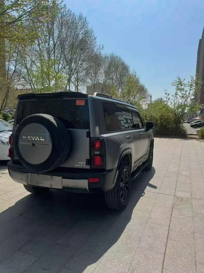 哈弗大狗 后面外观二