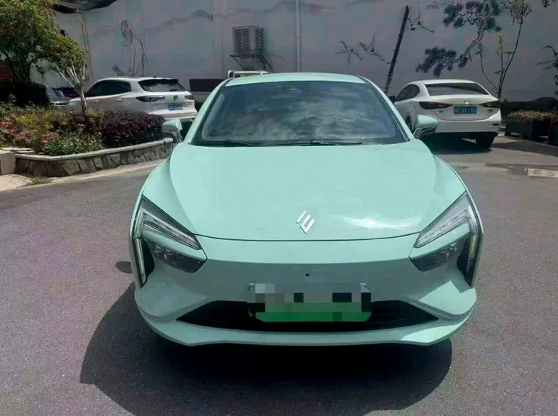 湖州2025年江铃弈背户车 正面外观一