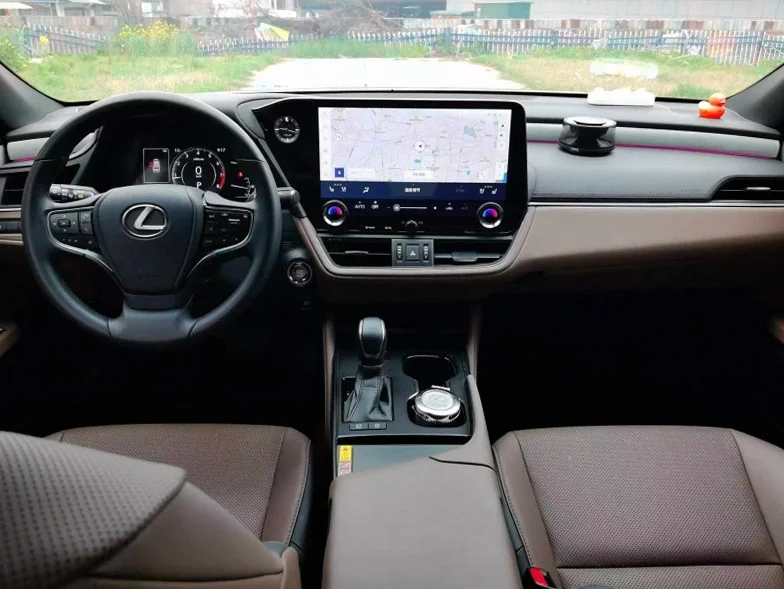 雷克萨斯ES 后面外观三