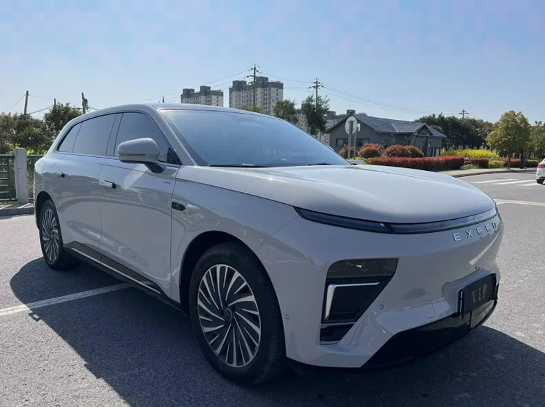 奇瑞星途 后面外观一