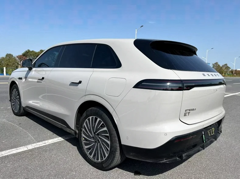 奇瑞星途 后面外观三