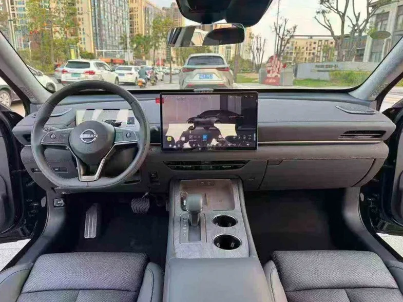 日产天籁 后面外观二