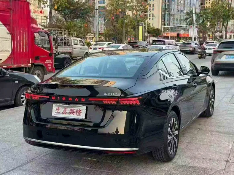 日产天籁 内饰后排