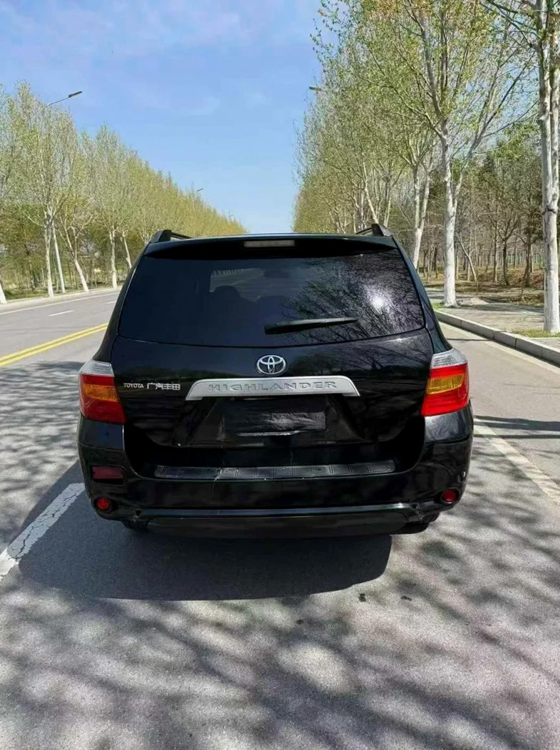 丰田汉兰达 驾驶室