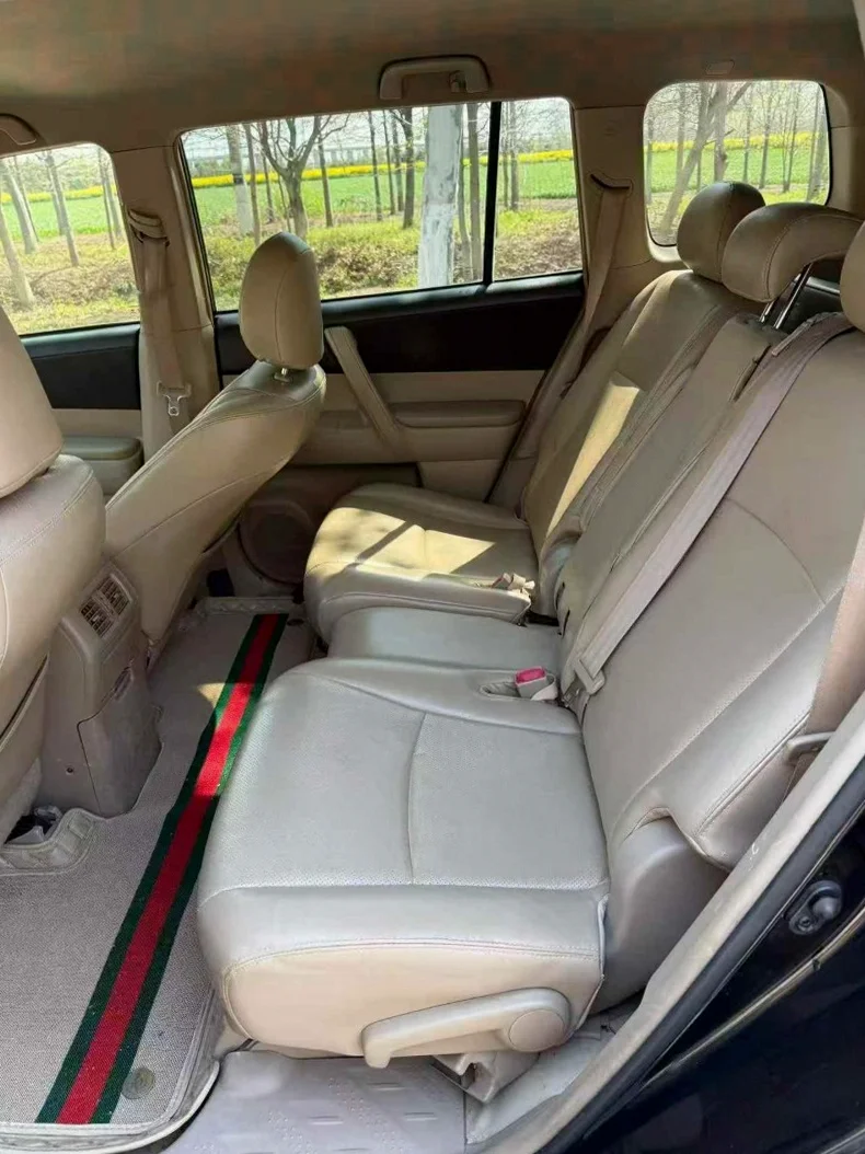 丰田汉兰达 后面外观三