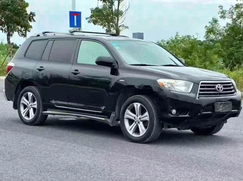 丰田汉兰达 正面外观二