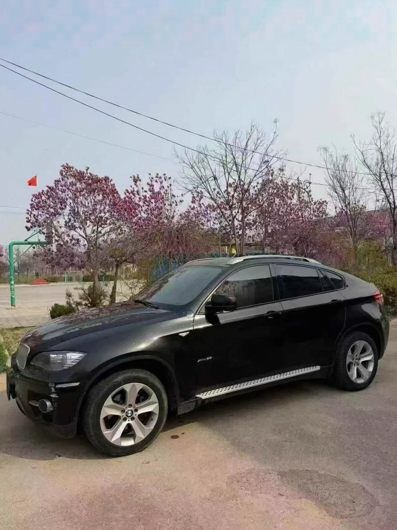 宝马X6 正面外观三