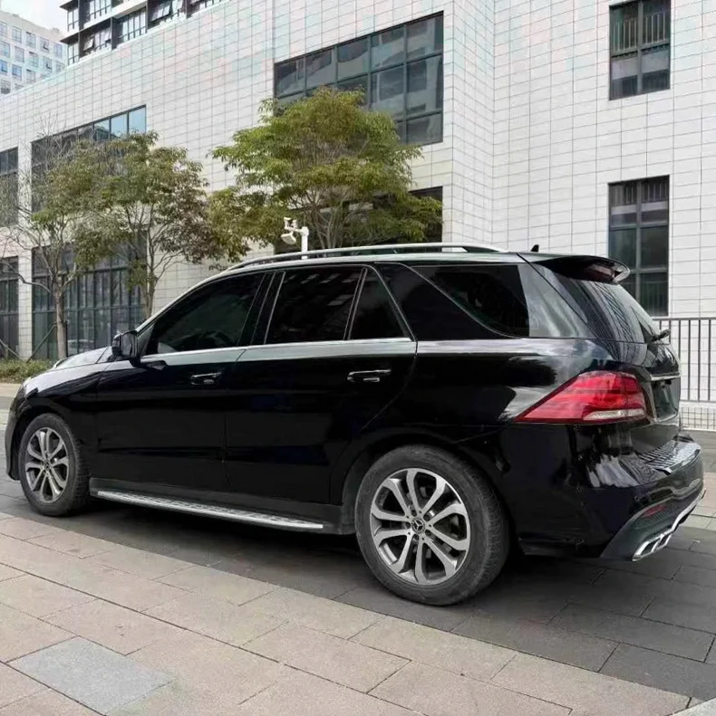 奔驰ML 内饰后排