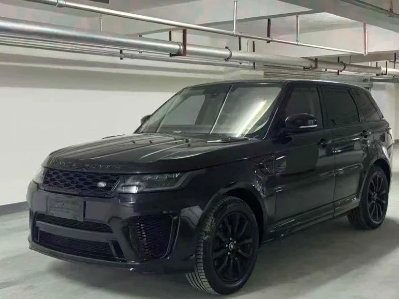 路虎揽胜运动 正面外观三