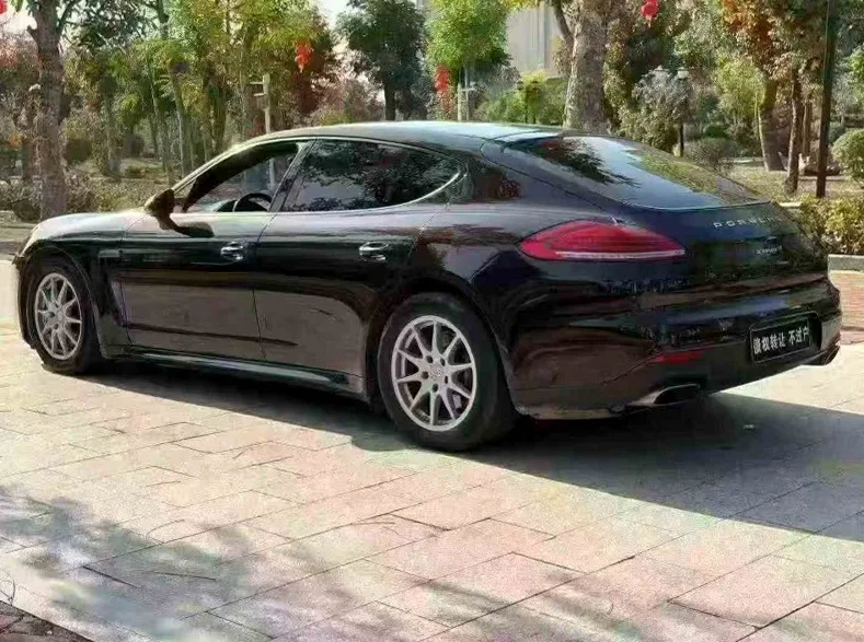 保时捷帕拉梅拉 内饰后排