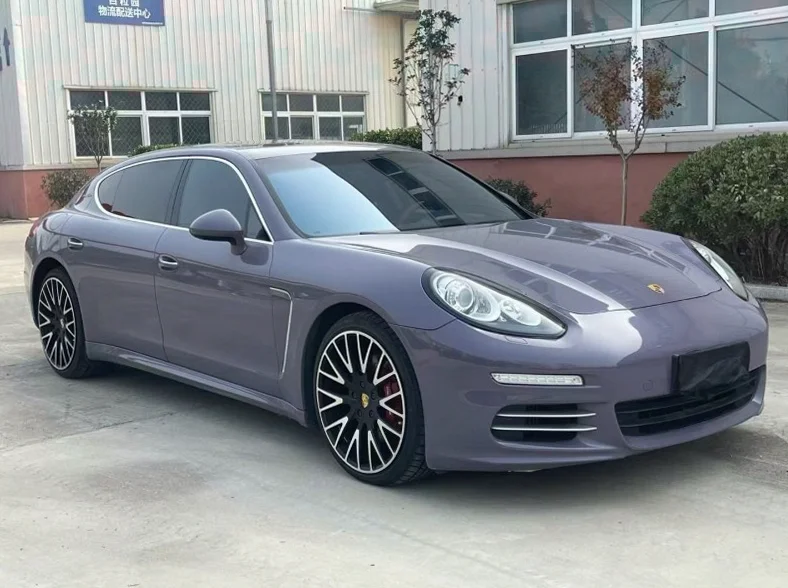 保时捷帕拉梅拉 正面外观二