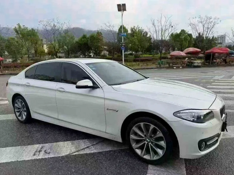 宝马5系 正面外观三