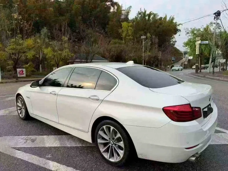 宝马5系 内饰前排