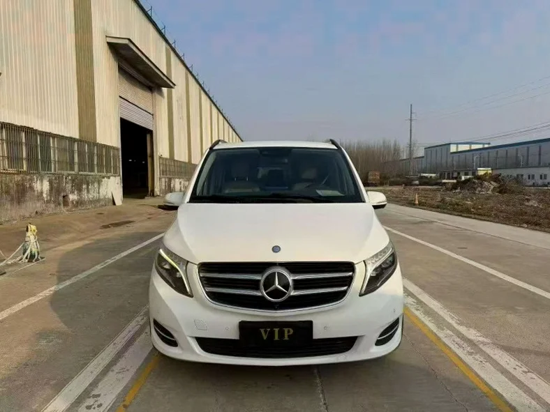 16年奔驰V260L尊贵加长版