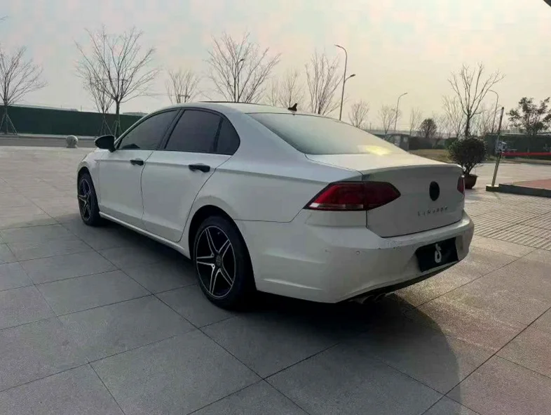 大众凌渡 内饰前排