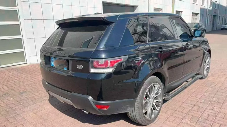 路虎揽胜运动 正面外观三