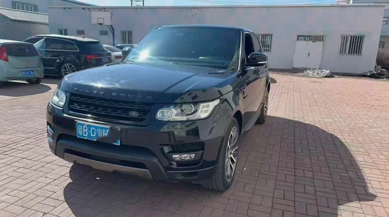 路虎揽胜运动 正面外观二