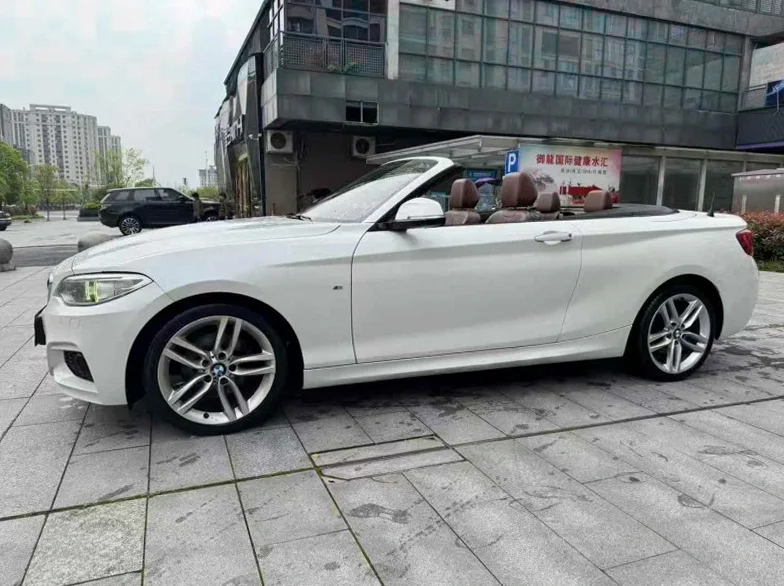 宝马2系 正面外观二