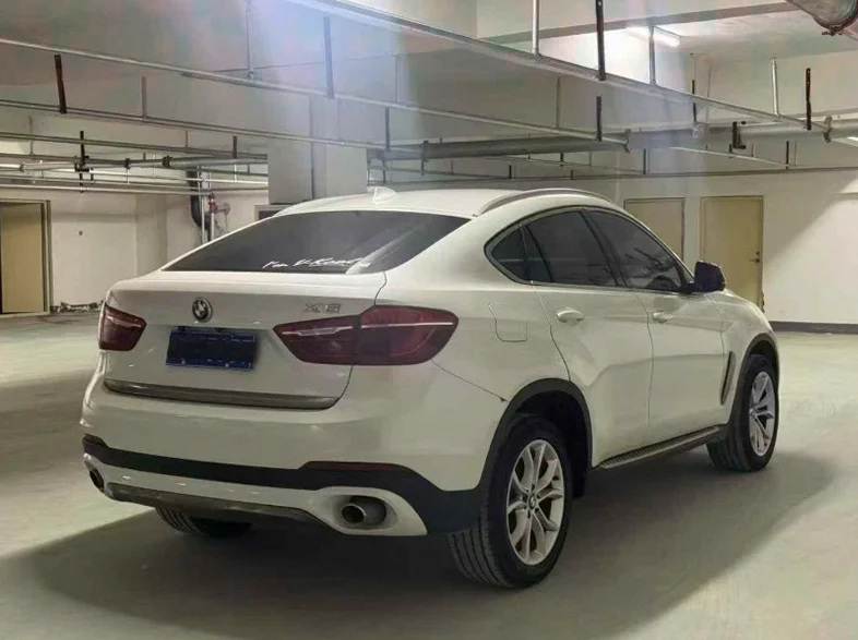 宝马X6 内饰前排