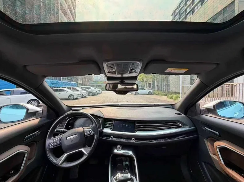 哈弗H6 后面外观三