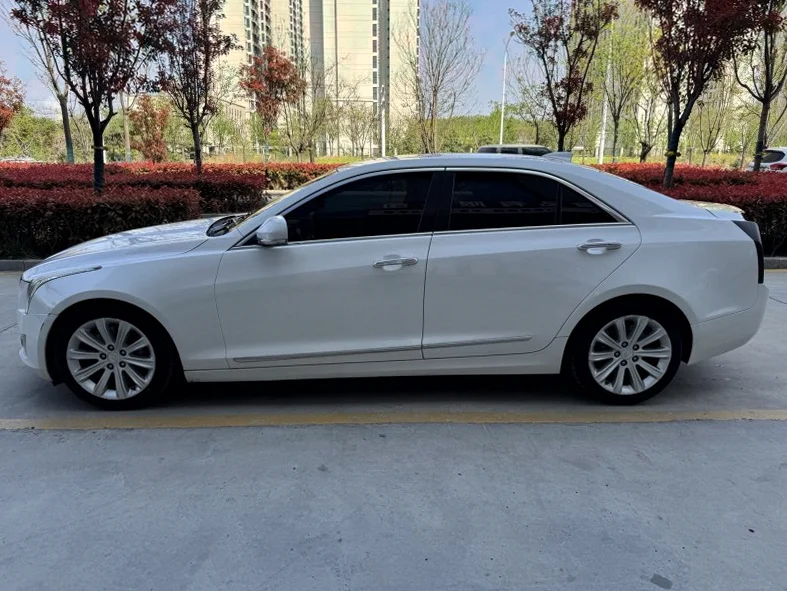 ATS凯迪拉克 后面外观二