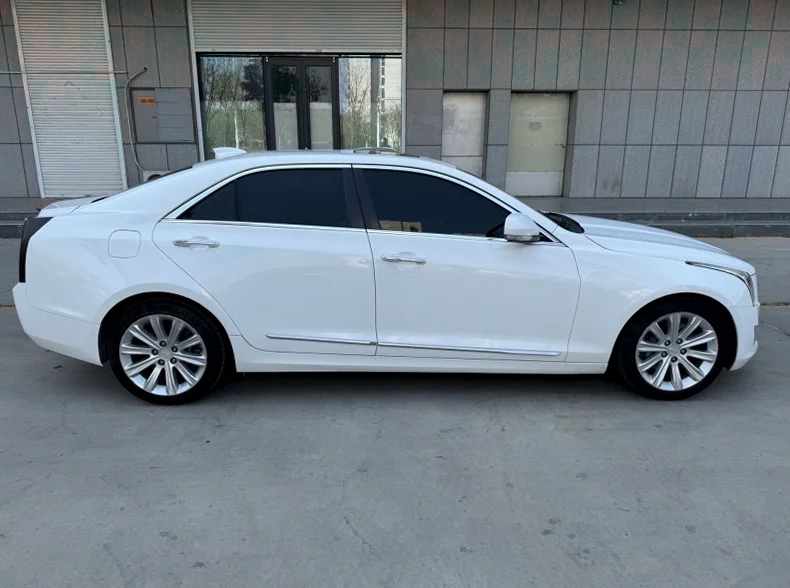 ATS凯迪拉克 后面外观一